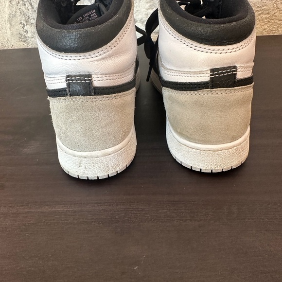 Youth Air Jordan 1 Retro High OG GS ‘Stage Haze’ - Picture 5 of 8